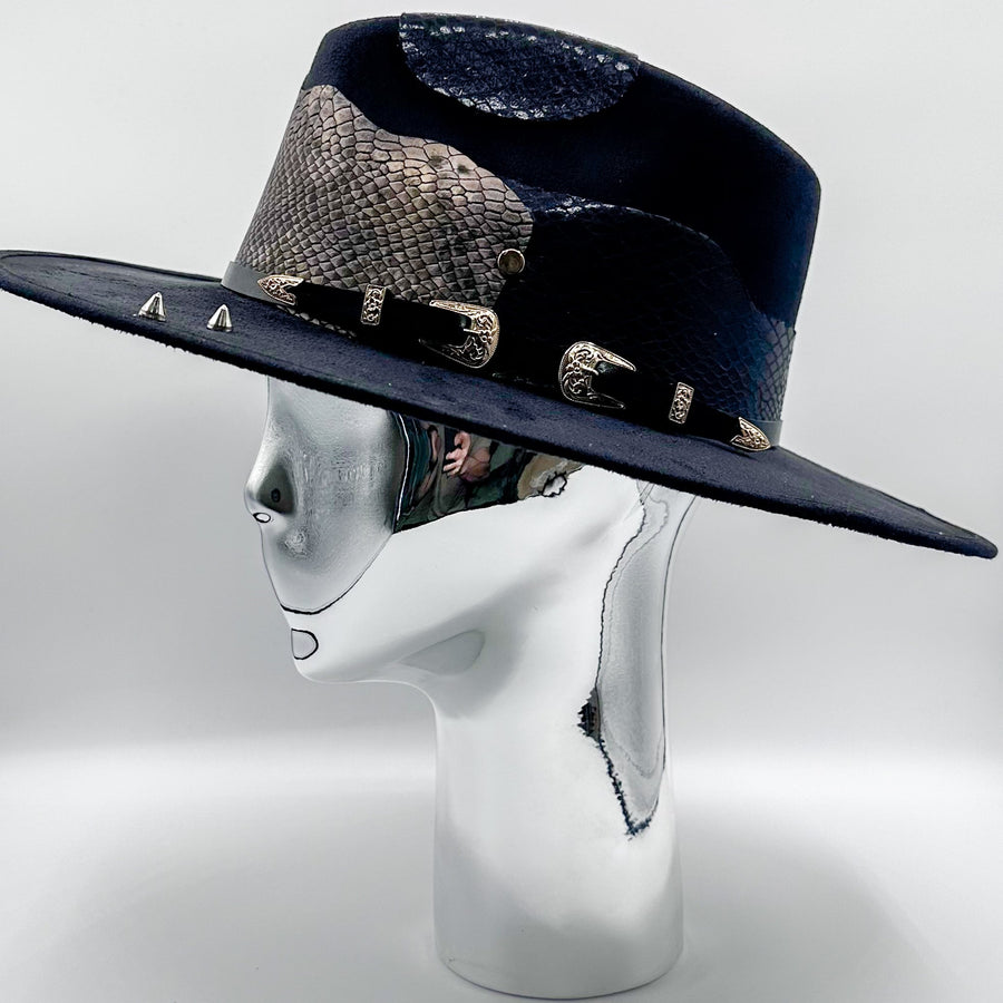 Boa & Buckle Wide Brim Hat - Black